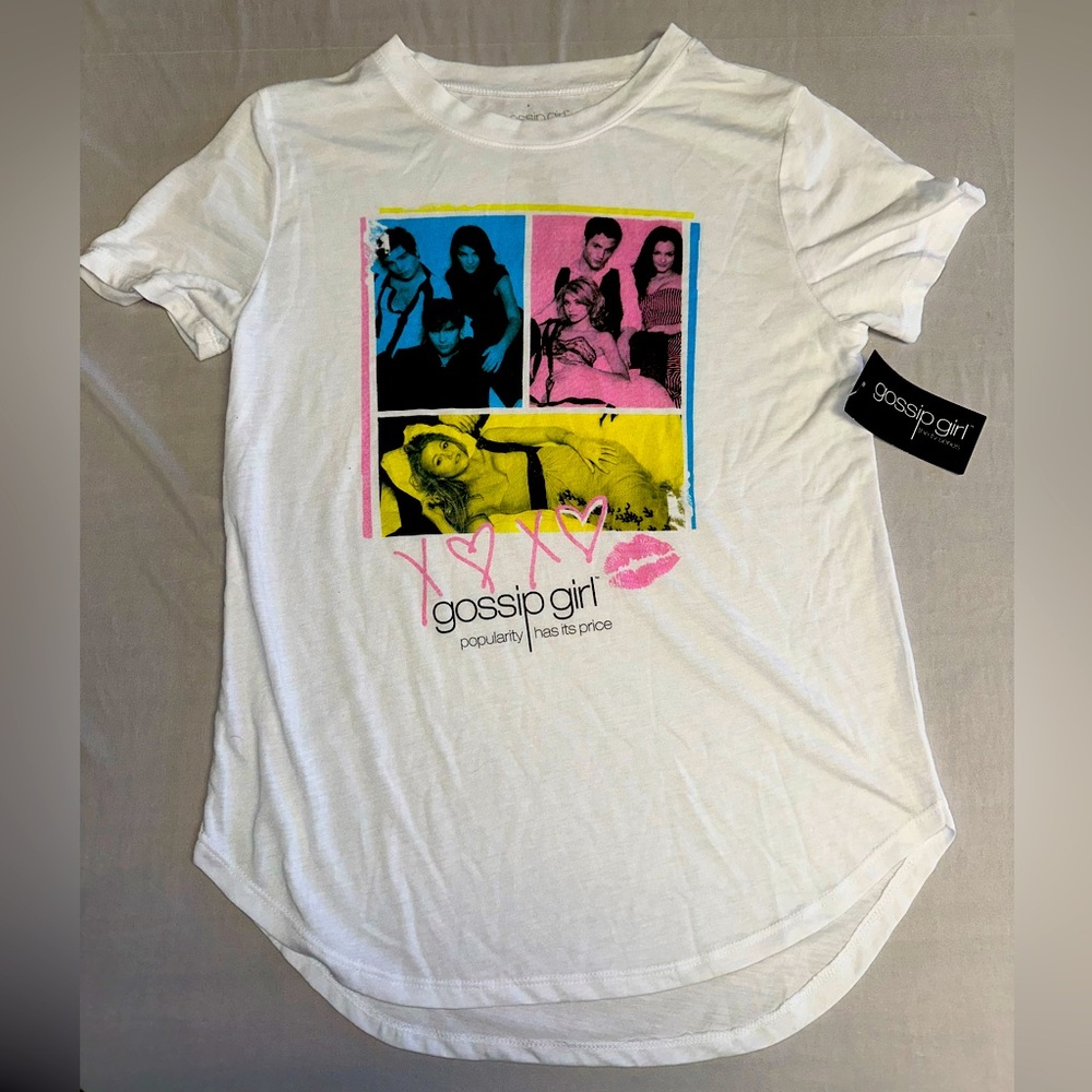 Vintage Gossip Girl WB Series Show • Girls Thin Tee • Size M (7/9)